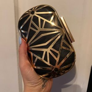 Black and gold snap clutch - Aldo